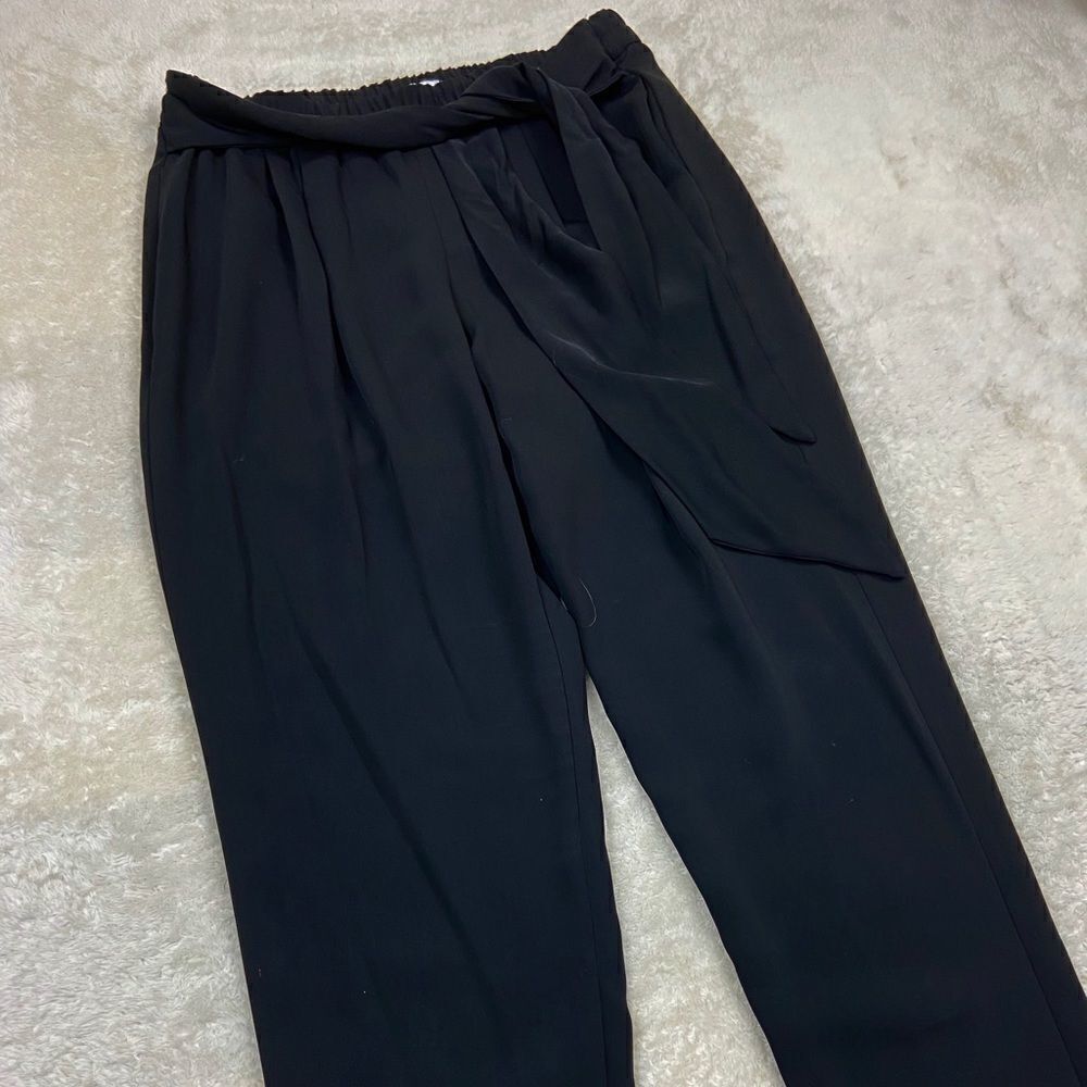 Ro & De Knot Front Pants - Picture 3 of 7